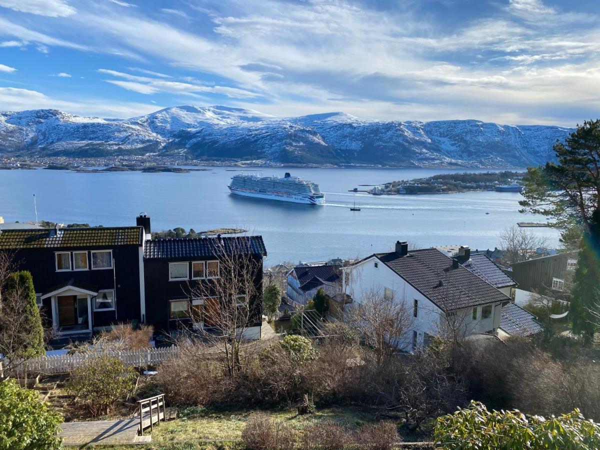 Ålesund Great Place With View To The Mountains And Fjord מראה חיצוני תמונה