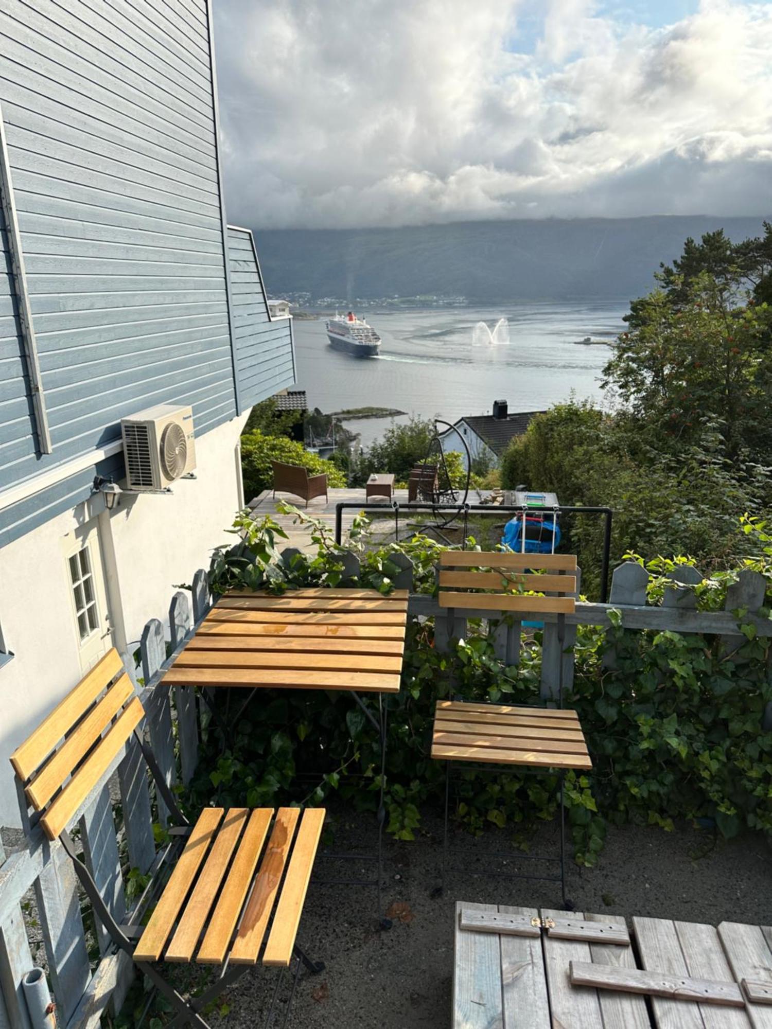 Ålesund Great Place With View To The Mountains And Fjord מראה חיצוני תמונה